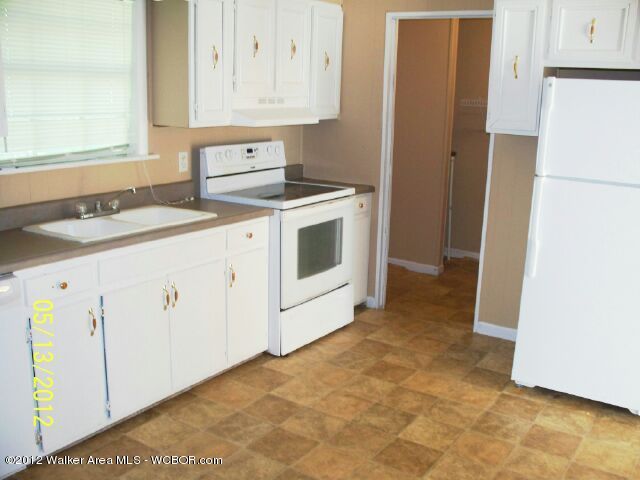 79 Freedom Lane Jasper, AL 35501 - Photo 3 of 11 Gallery Image 3