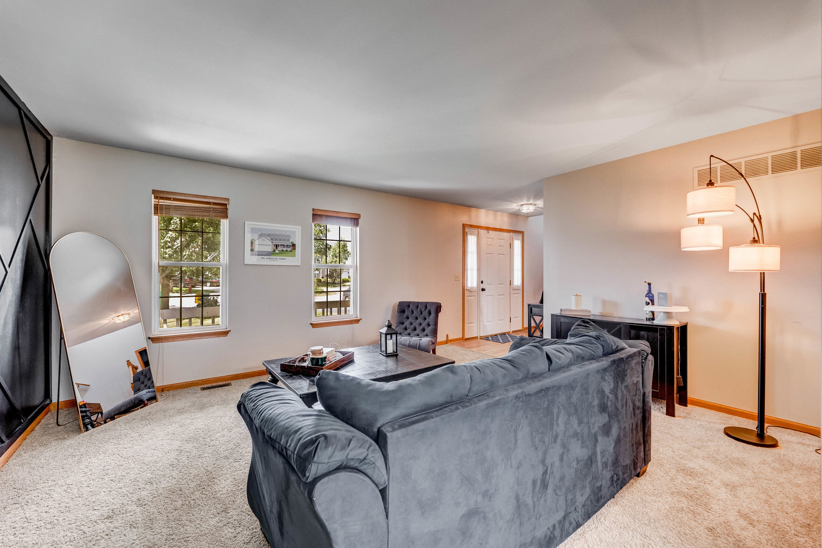 195 Morgan Court Romeoville, IL 60446 - Photo 3 of 26 Gallery Image 3