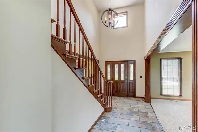 $369,500 | 15509 Debridge Way, Florissant, MO 63034