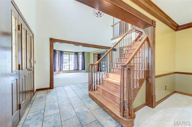 $369,500 | 15509 Debridge Way, Florissant, MO 63034