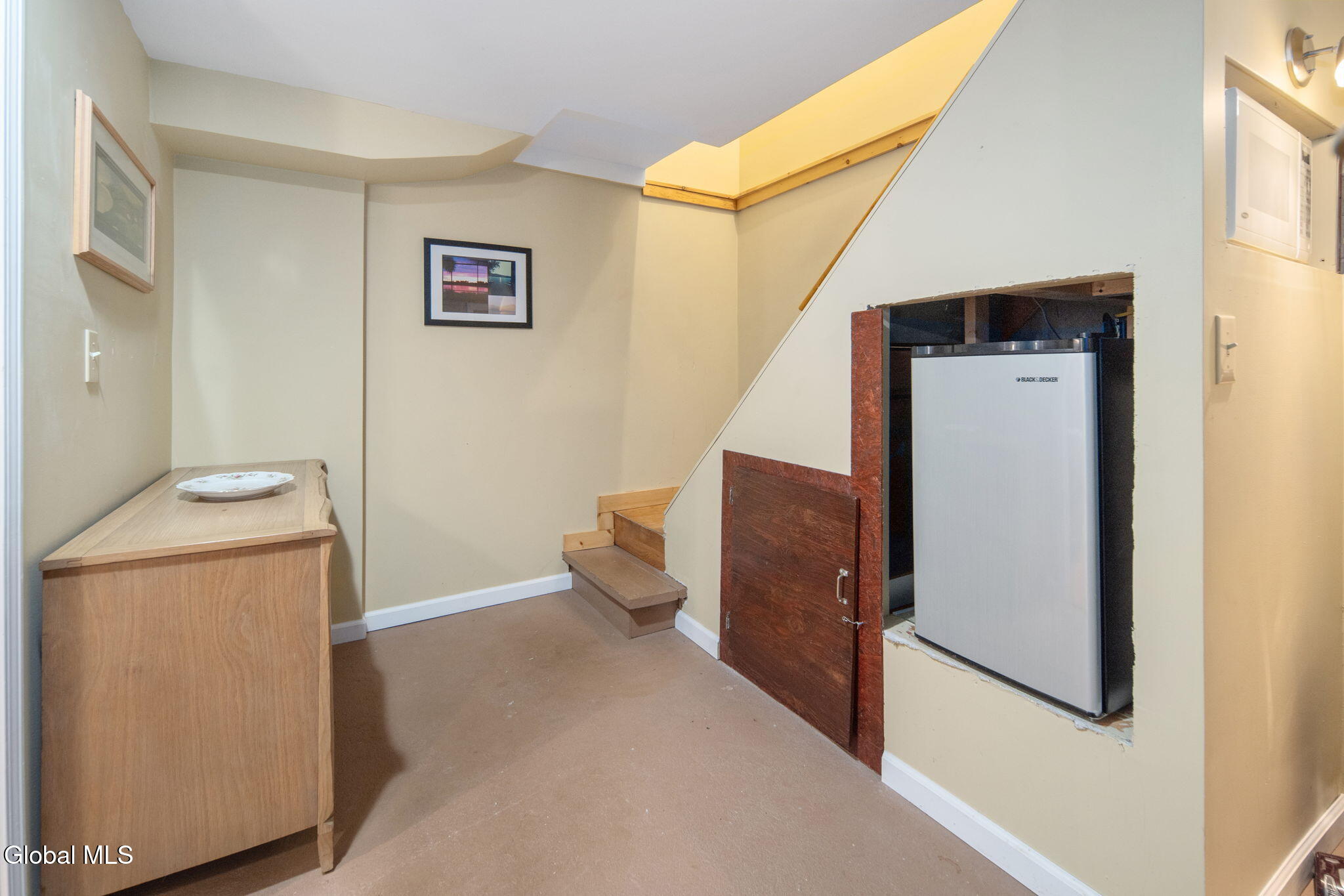 12 Bluebird Road Moreau, NY 12803 - Photo 21 of 43 Basement stairs