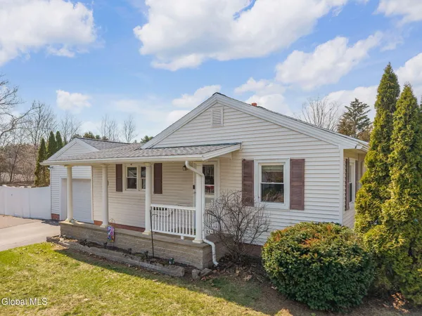 $285,000 | 12 Bluebird Road, Moreau, NY 12803