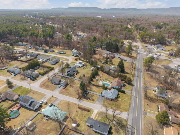 $285,000 | 12 Bluebird Road, Moreau, NY 12803