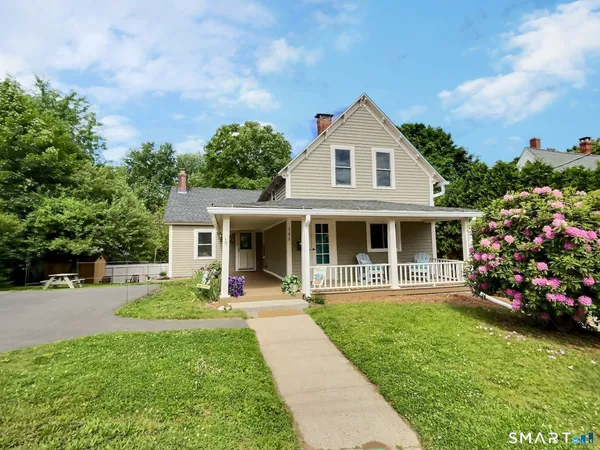 $299,900 | 148 South Main Street, Manchester, CT 06040
