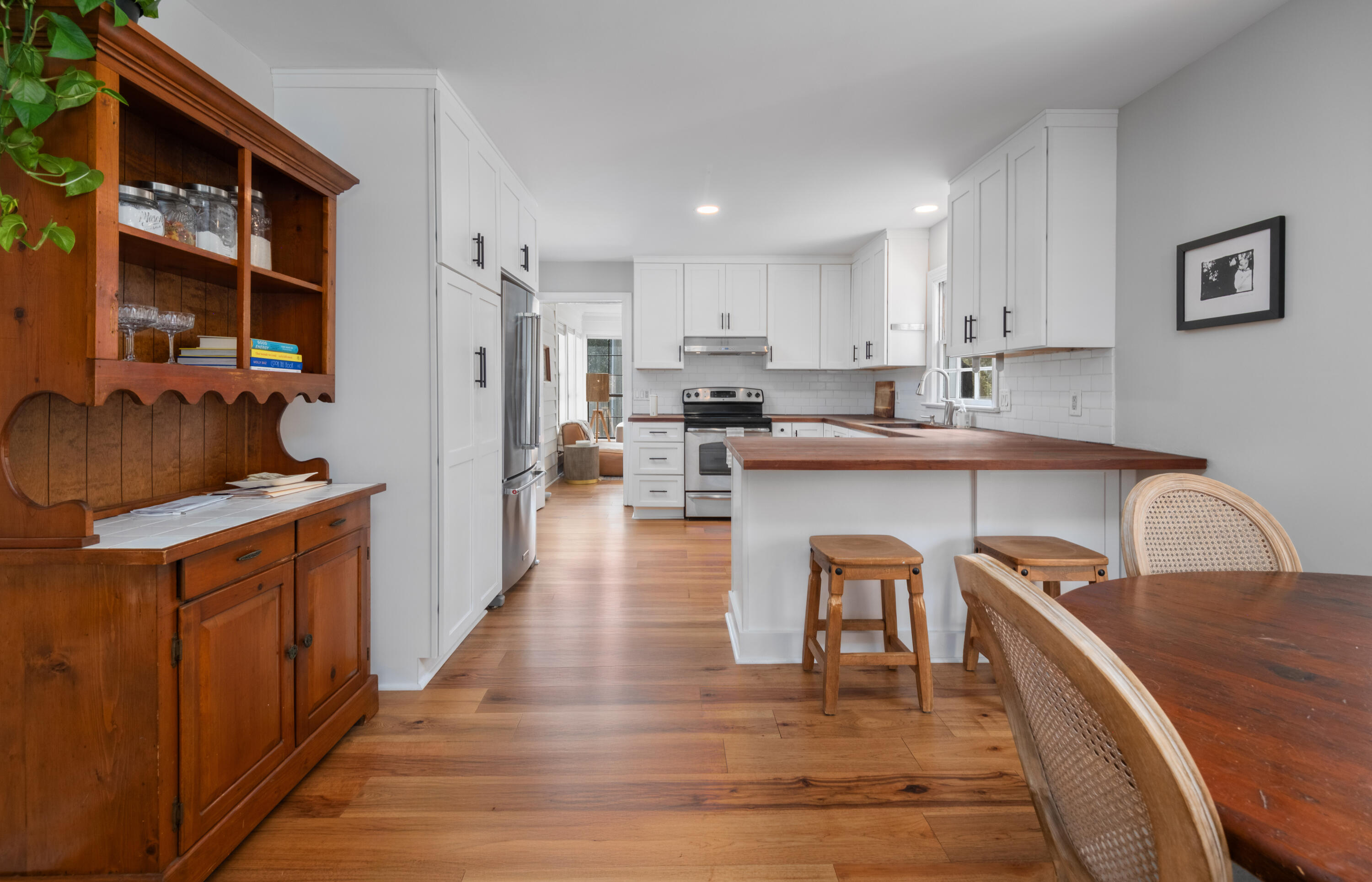 1055 Grand Concourse Street Charleston, SC 29412 - Photo 9 of 56 1055 Grand Concourse St_Eterna_Media-58