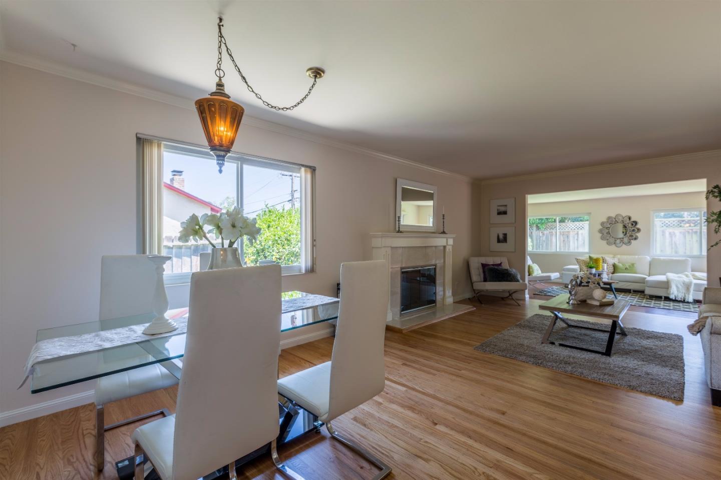 962 Inverness Way Sunnyvale, CA 94087 - Photo 4 of 13