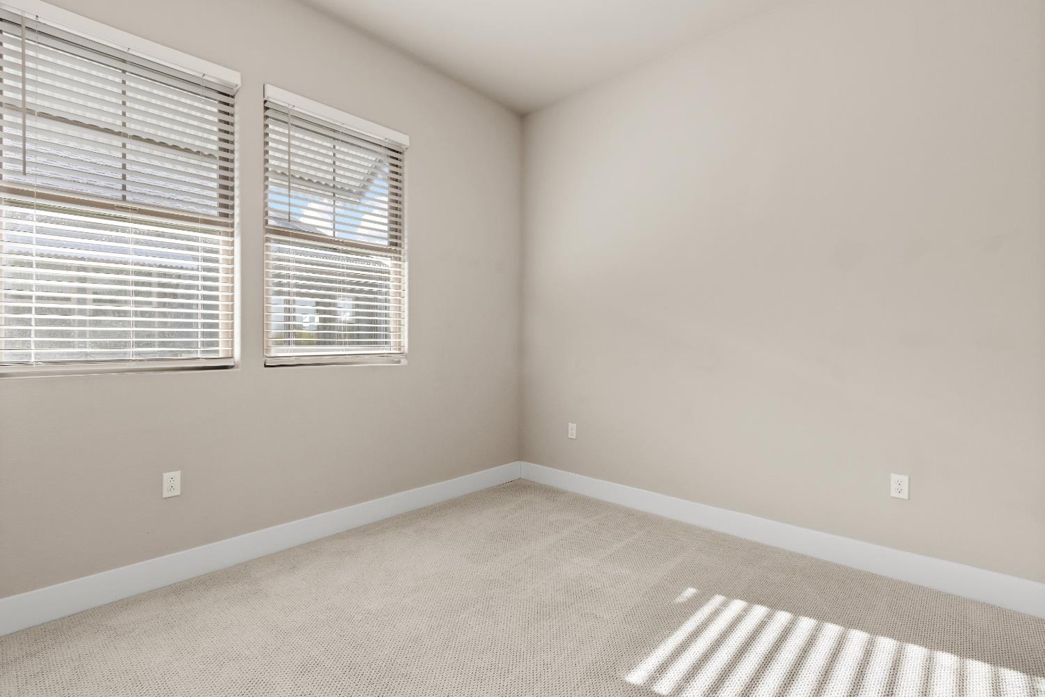 1661 Spring Street, Unit 444 Davis, CA 95616 - Photo 26 of 51 Gallery Image 26