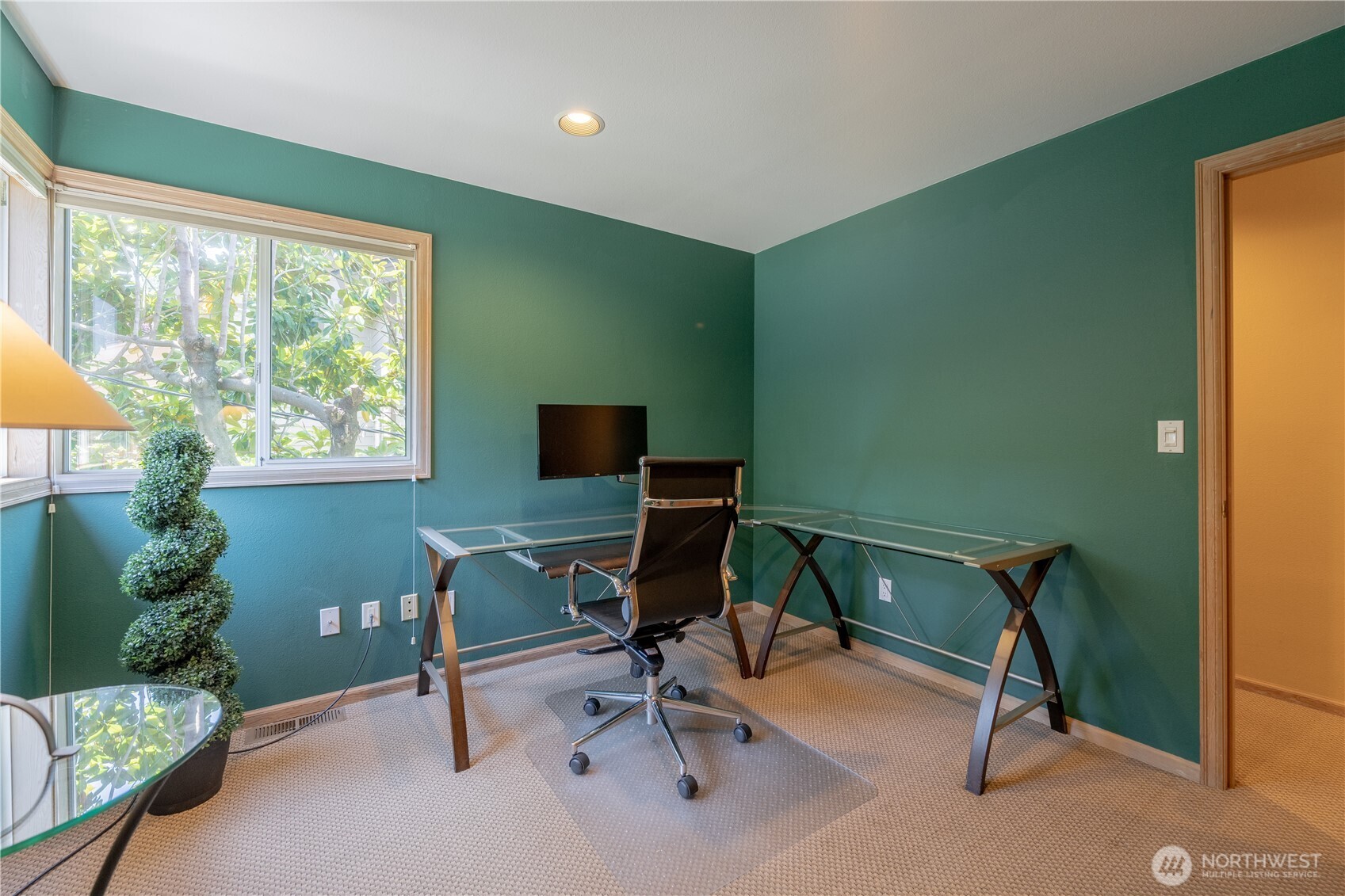 9297 44th Avenue Southwest Seattle, WA 98136 - Photo 29 of 40
