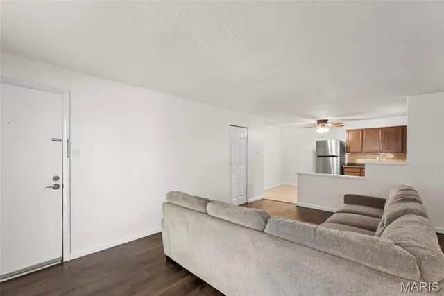 $82,500 | 2804 Blackforest Drive, Unit A, St. Louis, MO 63129