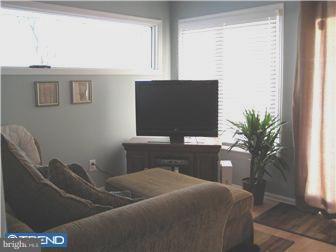 127 Rutledge Avenue Rutledge, PA 19070 - Photo 6 of 12 Family Room