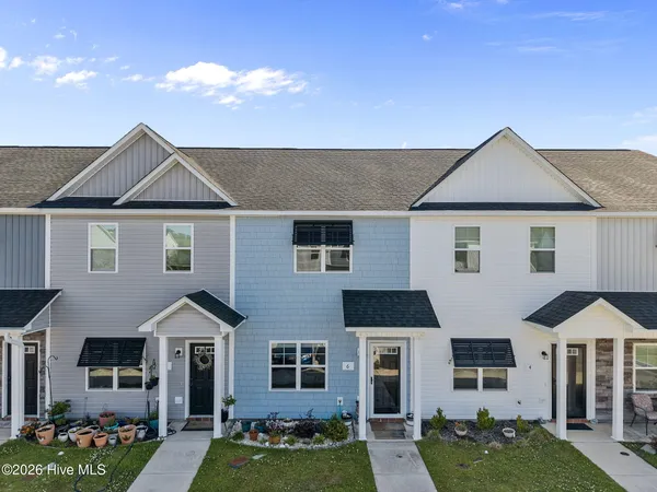 $249,500 | 6 Outrigger Drive, Swansboro, NC 28584