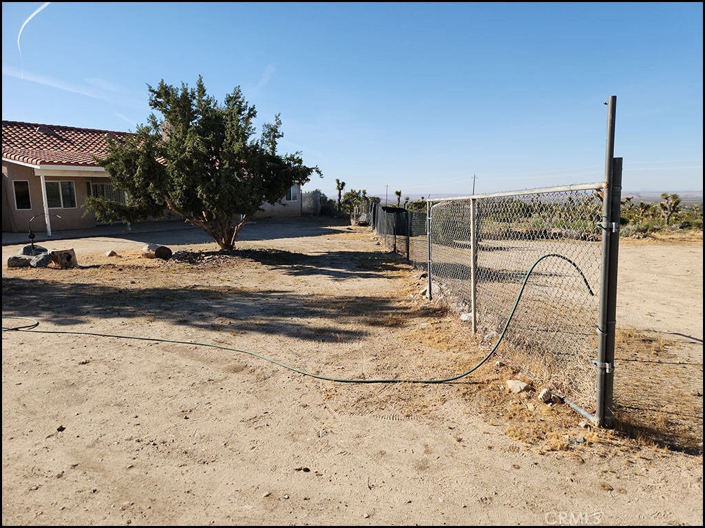 10685 Crystal Aire Road Pinon Hills, CA 92372 - Photo 41 of 47