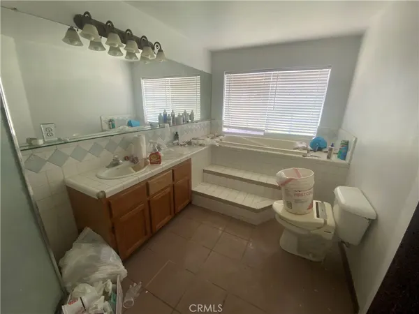 $199,900 | 17396 Meadow View Drive, Hidden Valley Lake, CA 95467