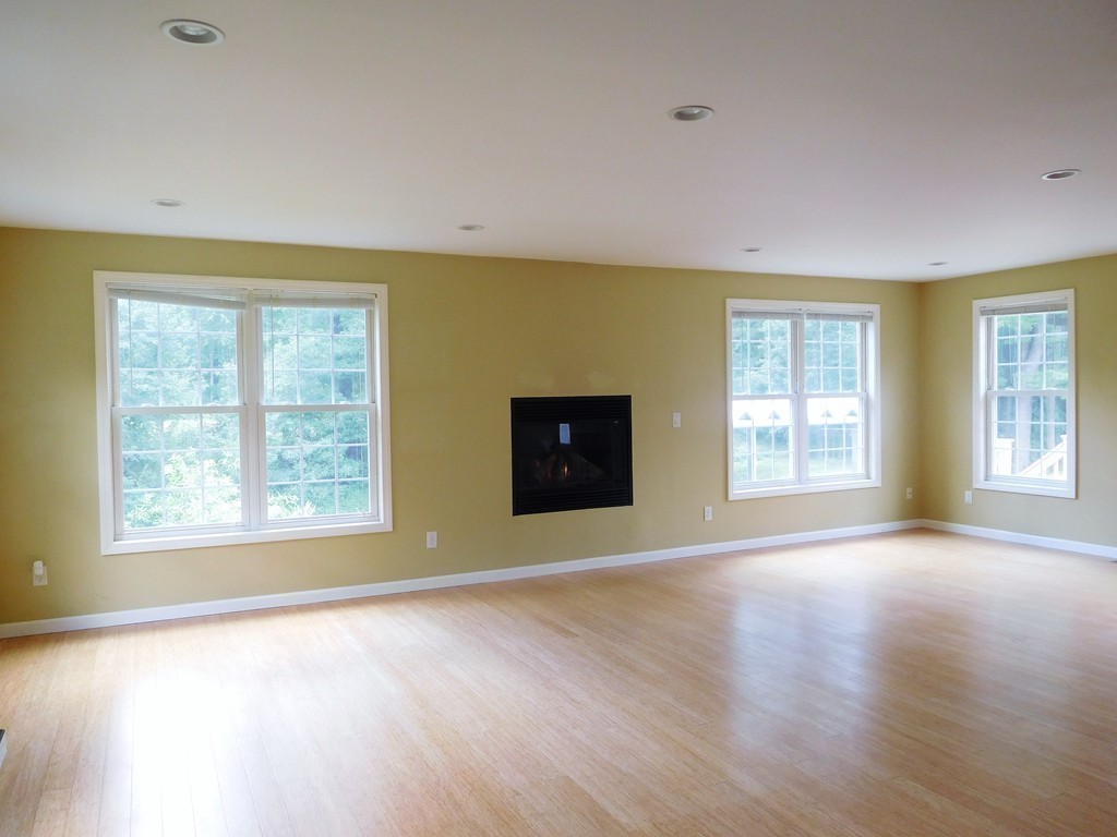 208 Federal Hill Road Oxford, MA 01540 - Photo 11 of 19 Gallery Image 11