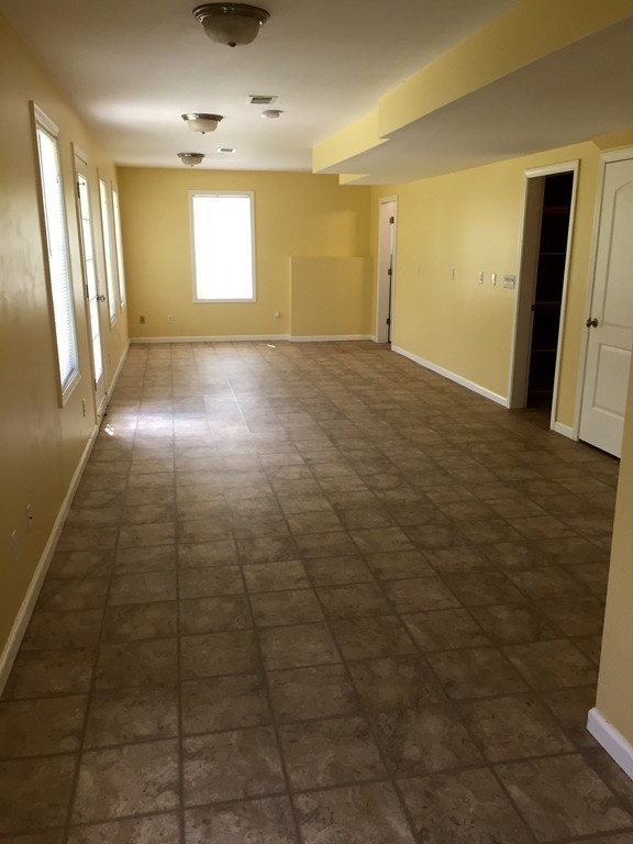208 Federal Hill Road Oxford, MA 01540 - Photo 17 of 19 Gallery Image 17
