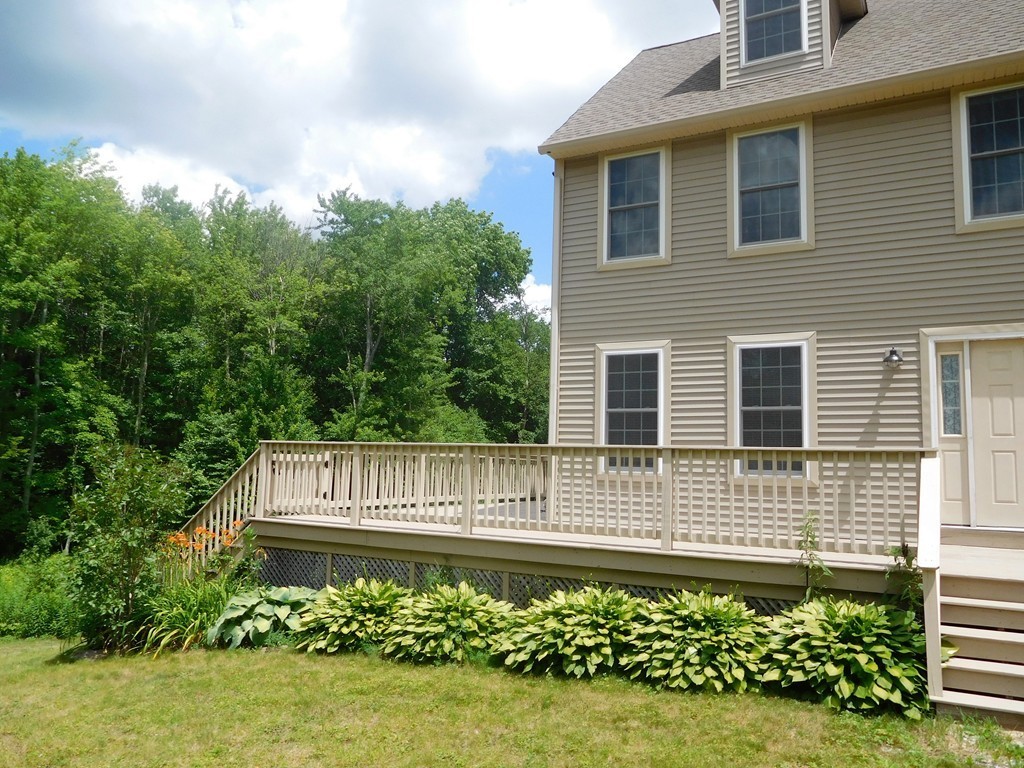 208 Federal Hill Road Oxford, MA 01540 - Photo 5 of 19 Gallery Image 5