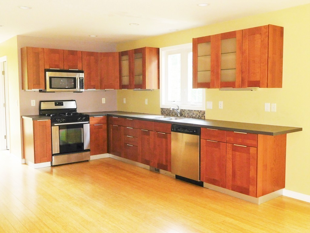 208 Federal Hill Road Oxford, MA 01540 - Photo 8 of 19 Gallery Image 8
