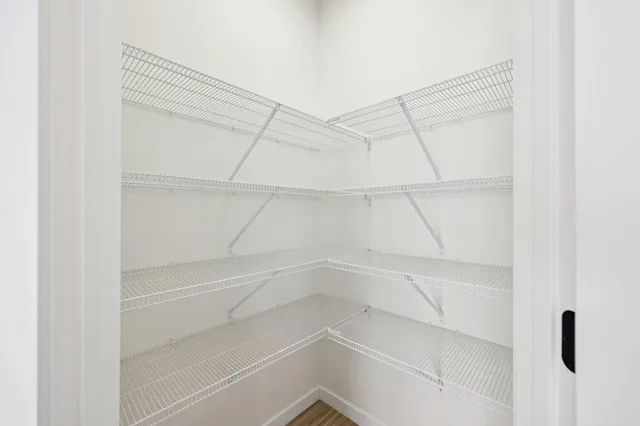 $899,900 | 1625 Lake Avenue, Luck, WI 54853