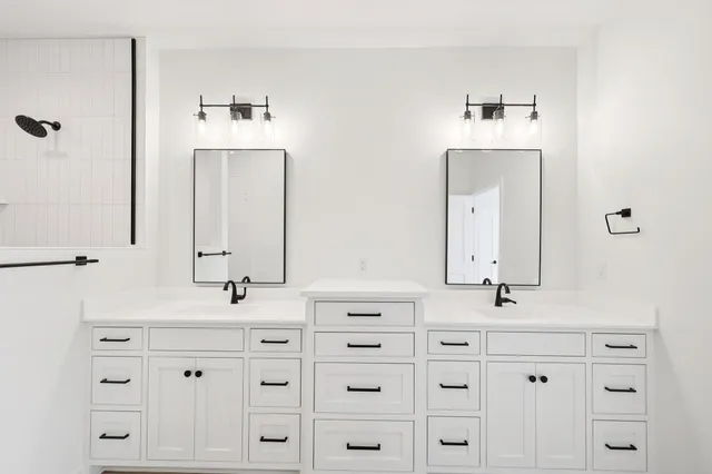 $899,900 | 1625 Lake Avenue, Luck, WI 54853