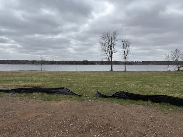 $899,900 | 1625 Lake Avenue, Luck, WI 54853