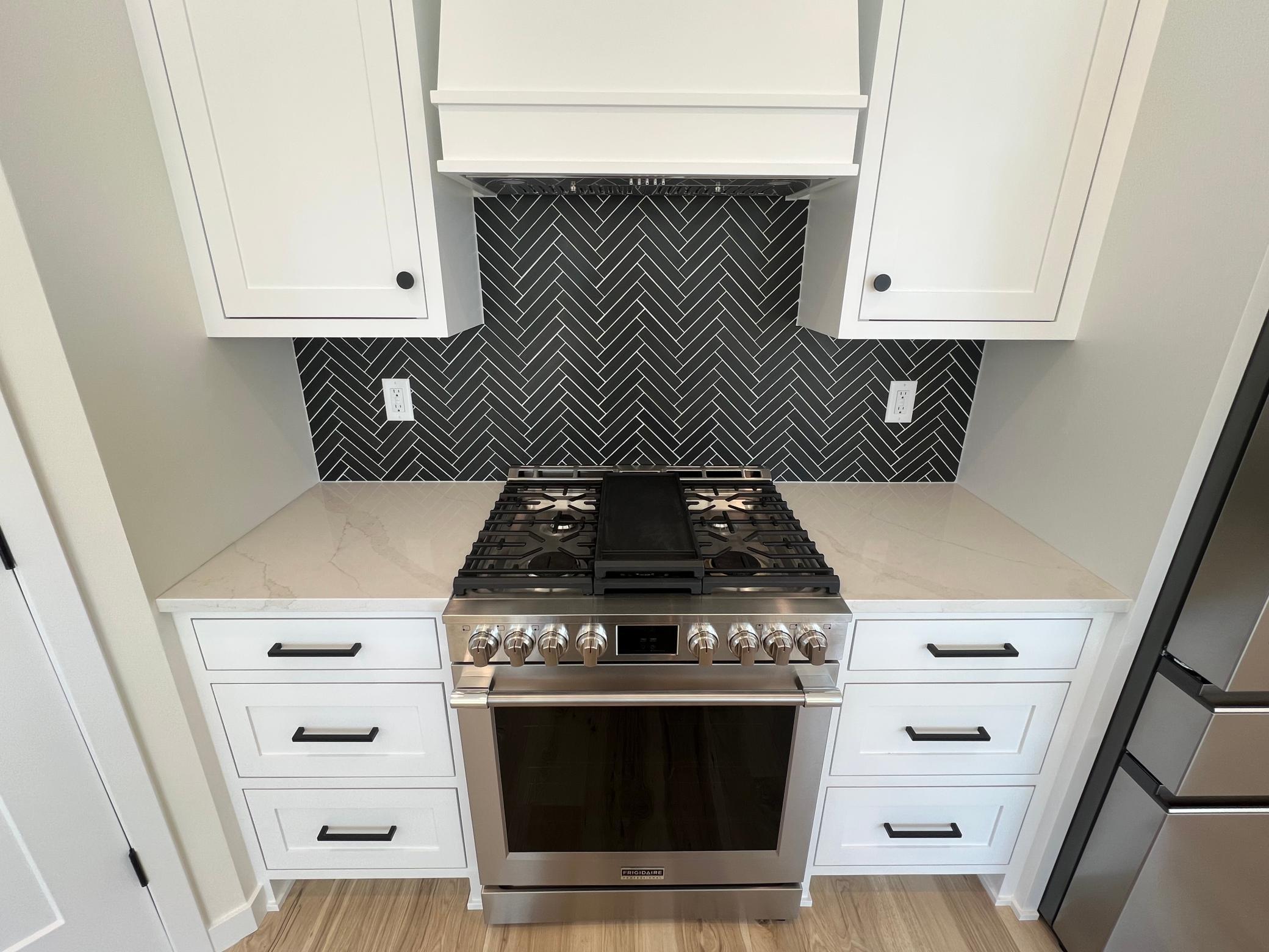 1625 Lake Avenue Luck, WI 54853 - Photo 7 of 39