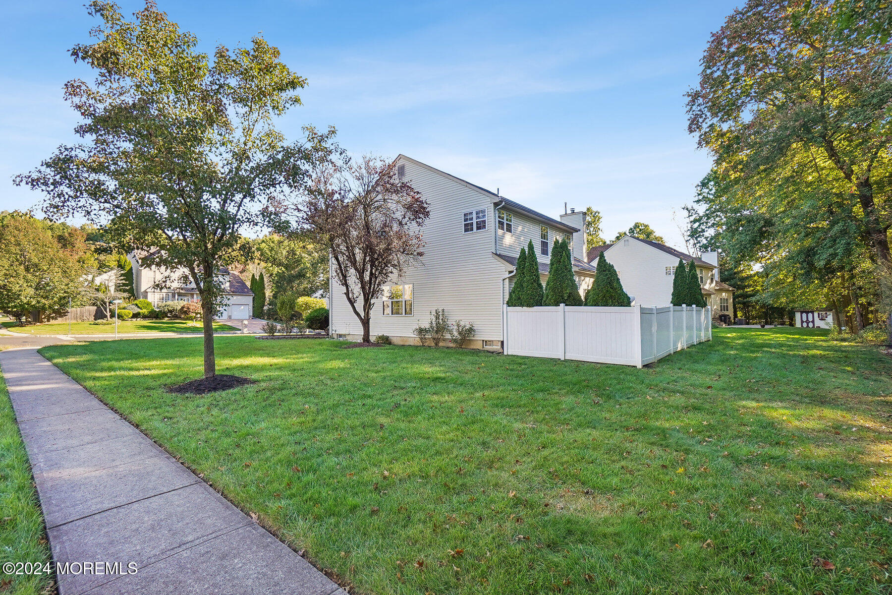 2 Stratton Road Matawan, NJ 07747 - Photo 33 of 34 a view of a house with backyard and garden