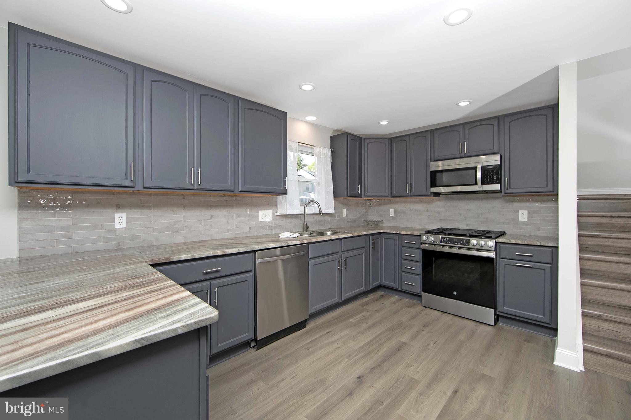 178 Forge Road Delran, NJ 08075 - Photo 3 of 39 Kitchen