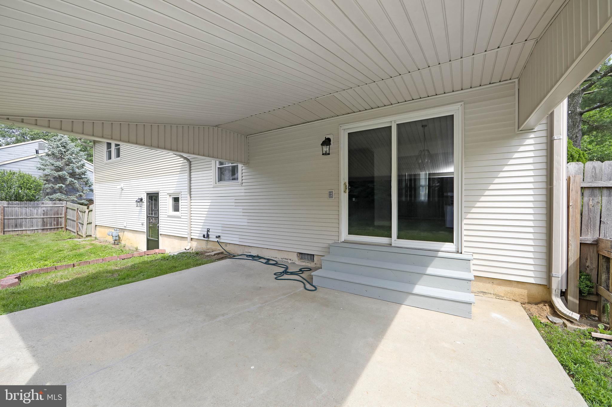 178 Forge Road Delran, NJ 08075 - Photo 32 of 39 Covered patio