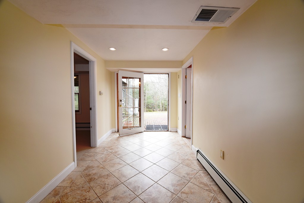 156 Jedediah's Path Marshfield, MA 02050 - Photo 17 of 19