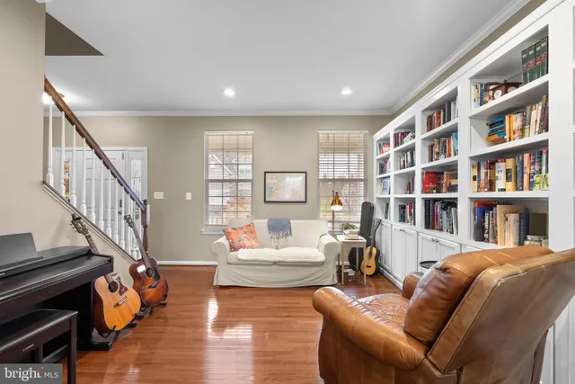 $3,800 | 35507 St James Drive, Round Hill, VA 20141