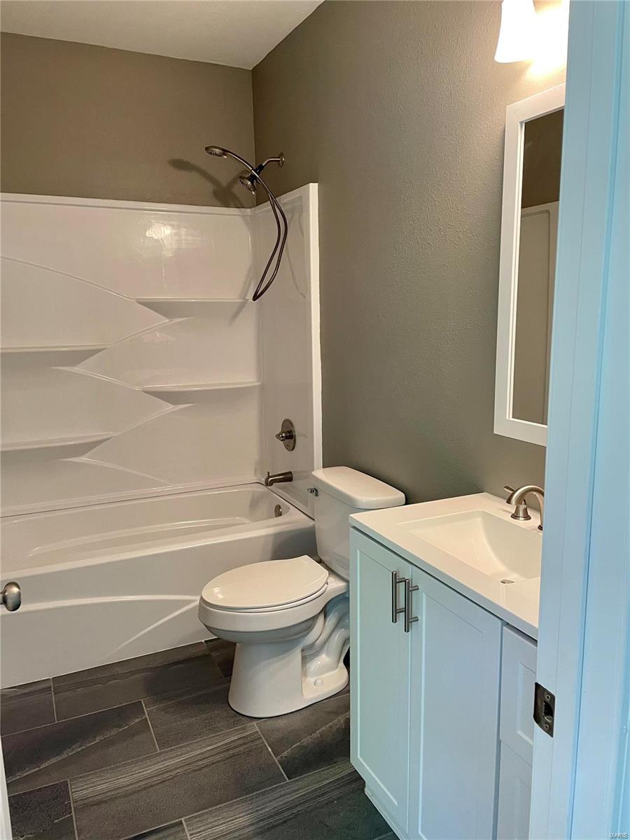 705 12th Street Highland, IL 62249 - Photo 8 of 17 Gallery Image 8