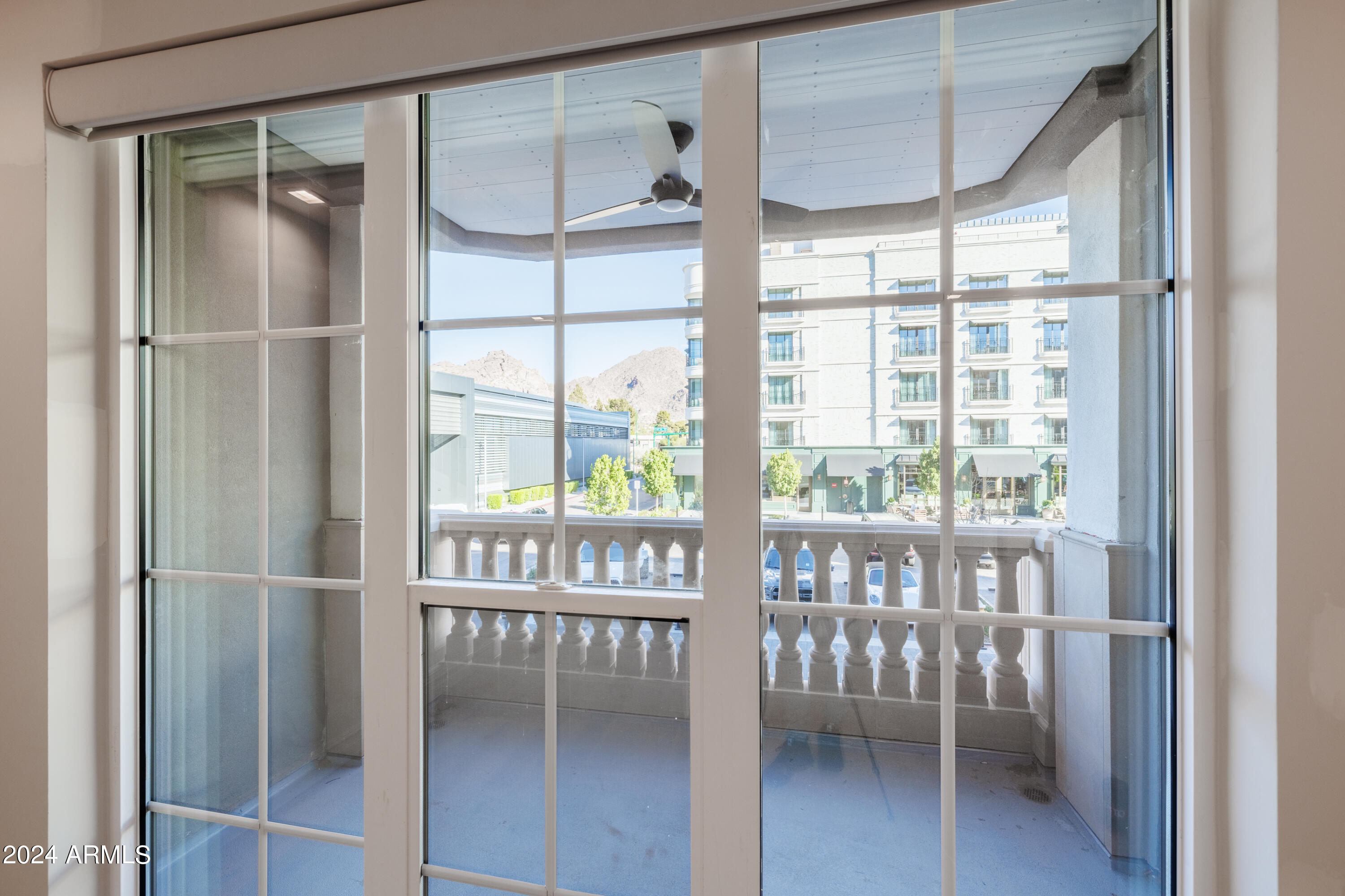 4240 East Camelback Road, Unit 315 Phoenix, AZ 85018 - Photo 16 of 27 Floor to ceiling windows