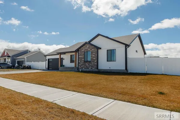 $410,000 | 4242 Mansfield Drive, Idaho Falls, ID 83401