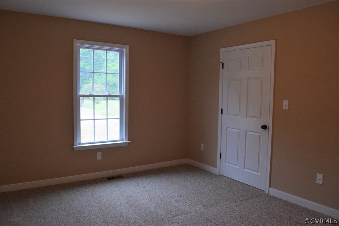 2825 Nivram Road Petersburg, VA 23805 - Photo 12 of 20 Hall Bath