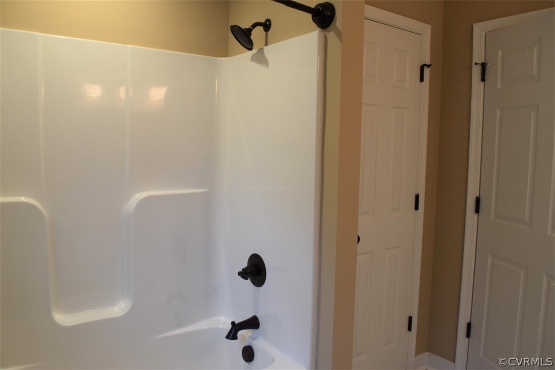 2825 Nivram Road Petersburg, VA 23805 - Photo 15 of 20 Primary Bath