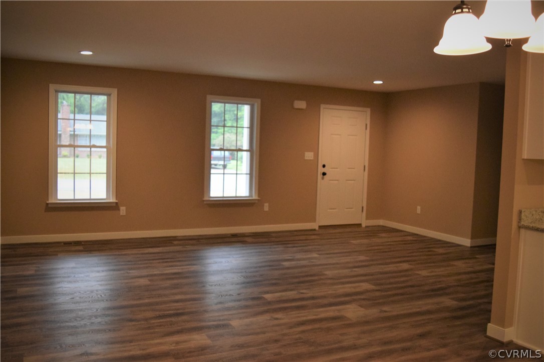 2825 Nivram Road Petersburg, VA 23805 - Photo 4 of 20 Gallery Image 4