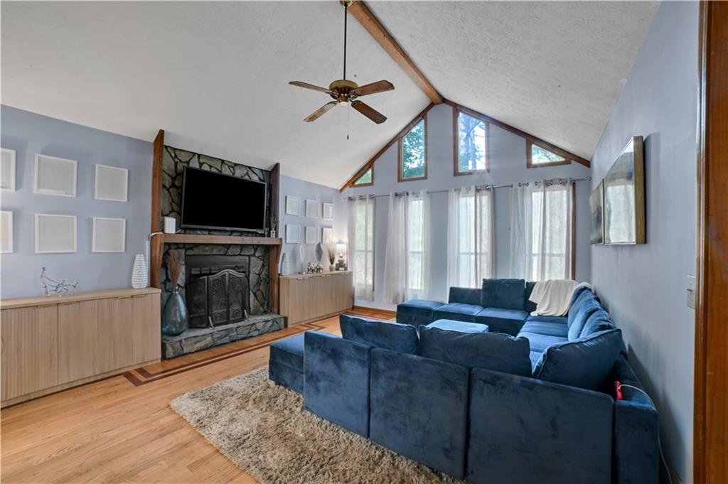 1081 Oak Road Southwest Lilburn, GA 30047 - Photo 2 of 26