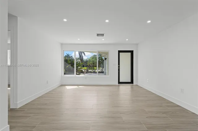 $1,219,900 | 201 Southeast 12th Street, Pompano Beach, FL 33060