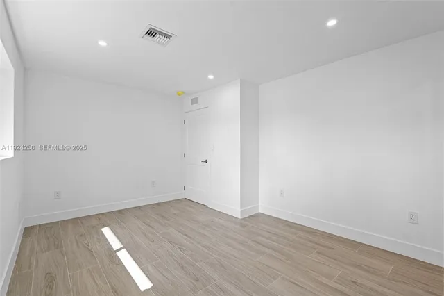 $1,219,900 | 201 Southeast 12th Street, Pompano Beach, FL 33060