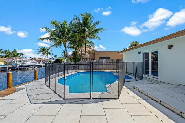 $1,219,900 | 201 Southeast 12th Street, Pompano Beach, FL 33060