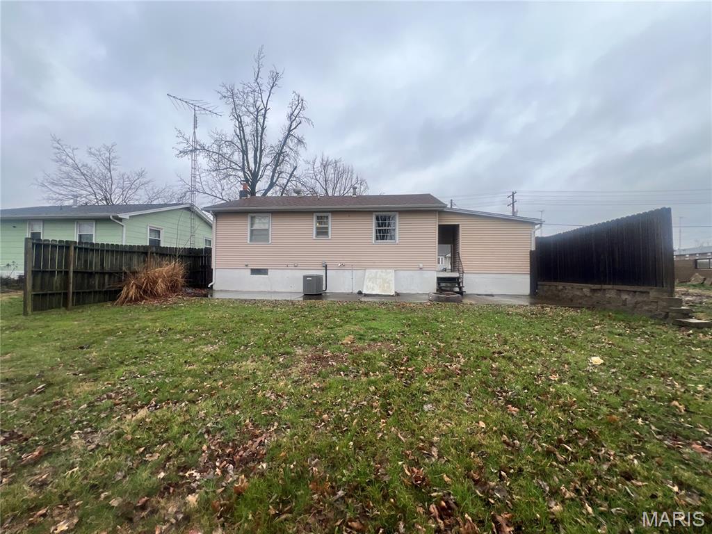 703 Bruce Street Perryville, MO 63775 - Photo 3 of 22