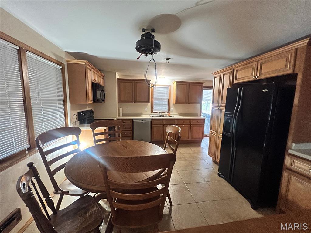 703 Bruce Street Perryville, MO 63775 - Photo 5 of 22