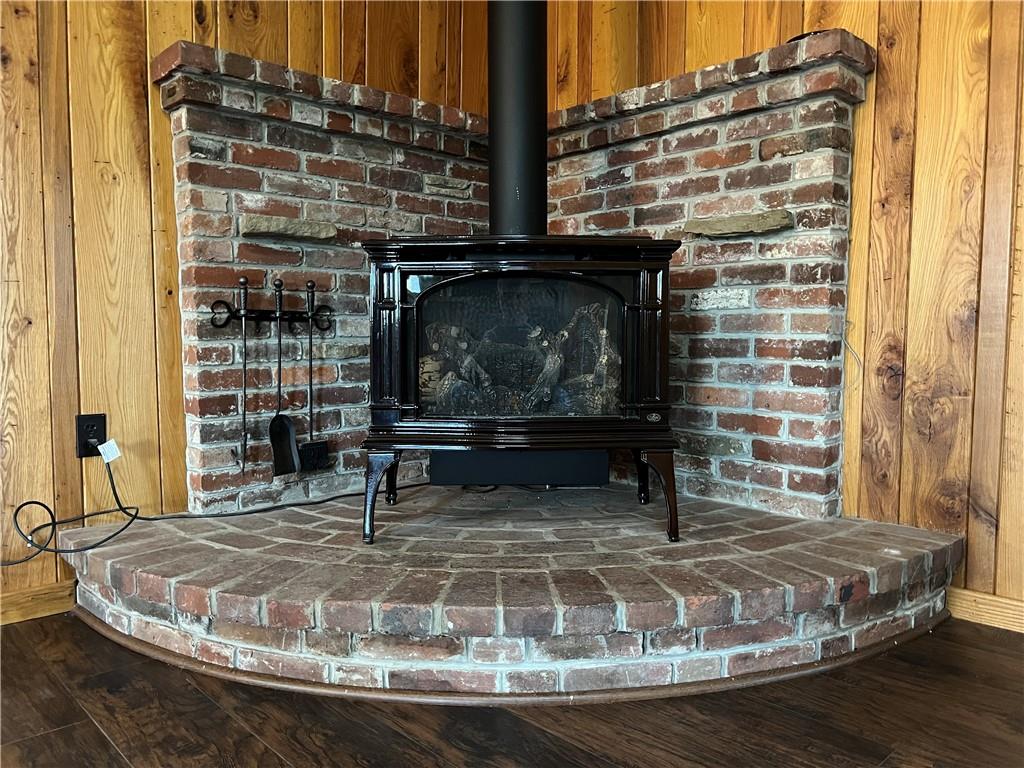 915 Quebec Road Farmington, PA 15437 - Photo 22 of 41 a room with fireplace