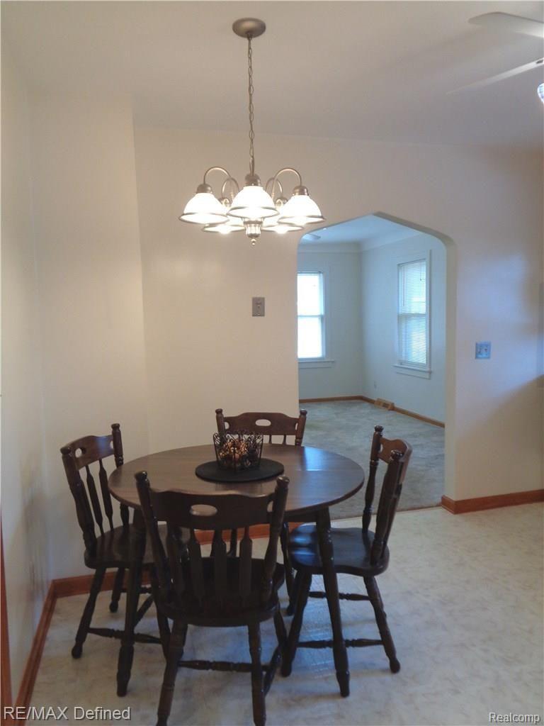3402 Harrison Avenue Rochester, MI 48307 - Photo 9 of 20 Dining Nook