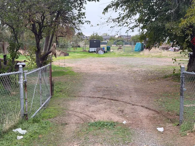 $299,999 | 1908 South Maple Avenue, Fresno, CA 93702