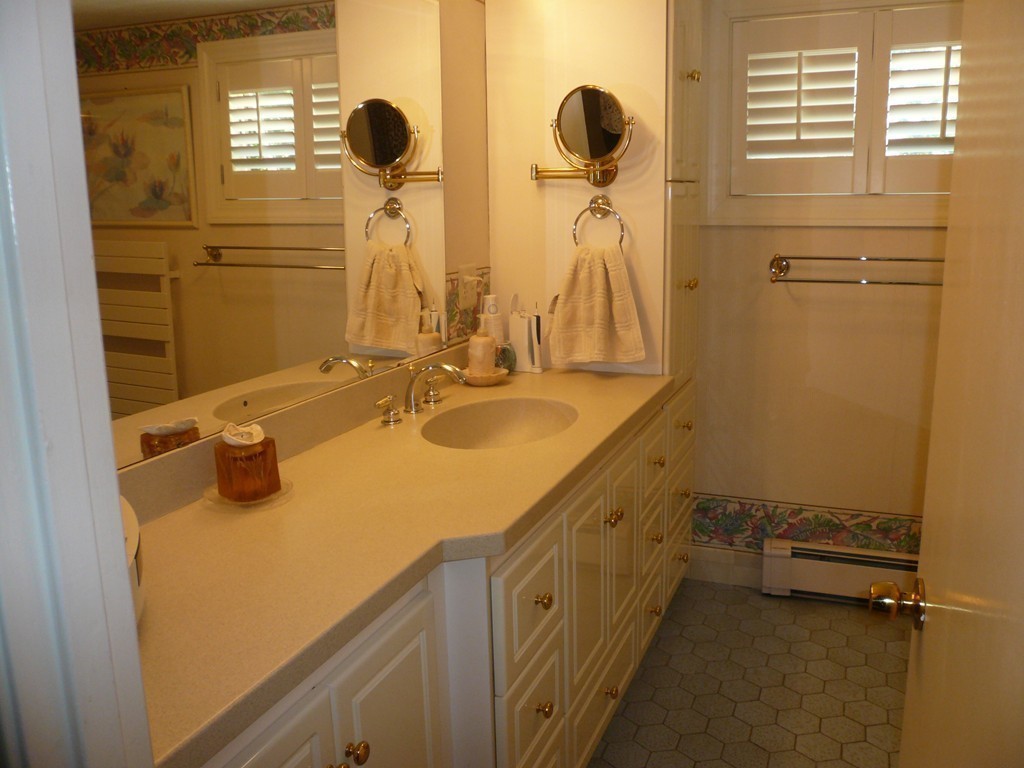 21 Blantyre Road Malden, MA 02148 - Photo 20 of 30 Gallery Image 20