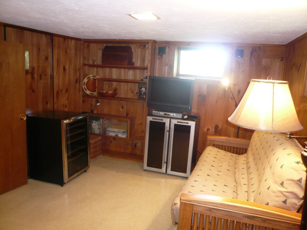 21 Blantyre Road Malden, MA 02148 - Photo 22 of 30 Gallery Image 22