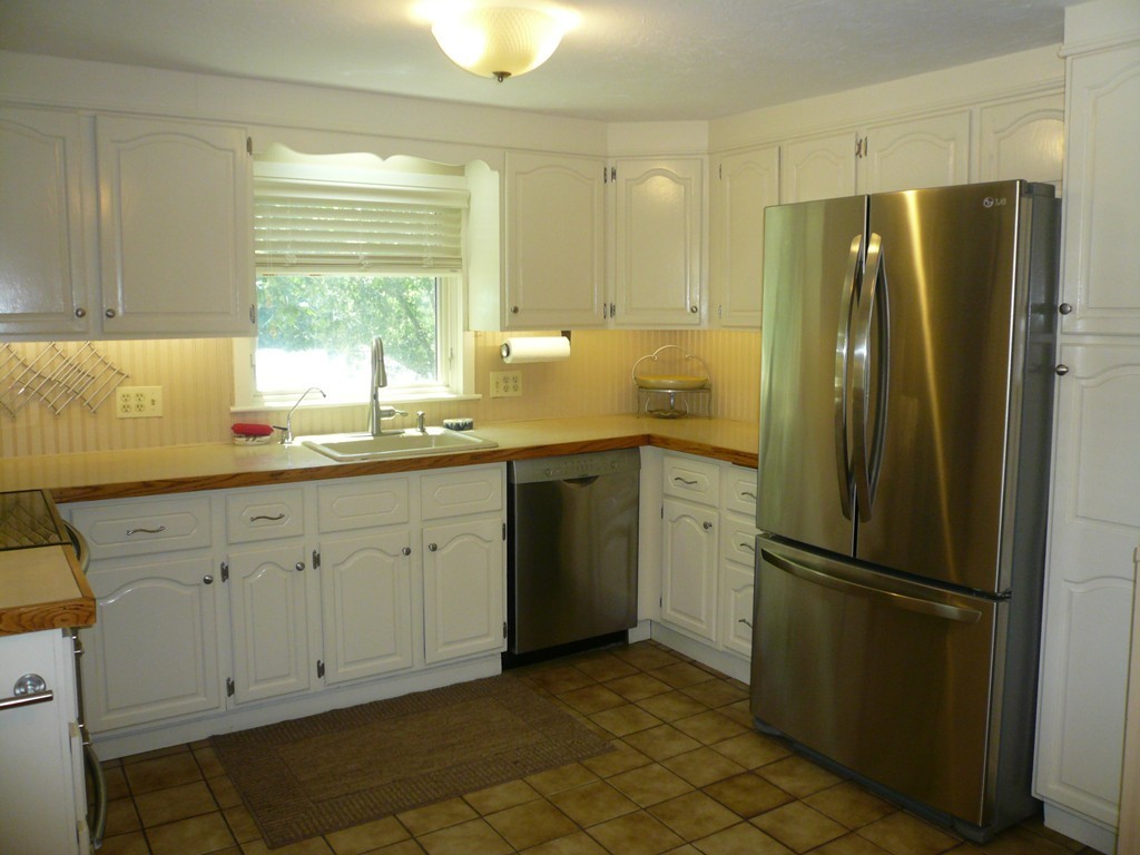 21 Blantyre Road Malden, MA 02148 - Photo 4 of 30 Gallery Image 4