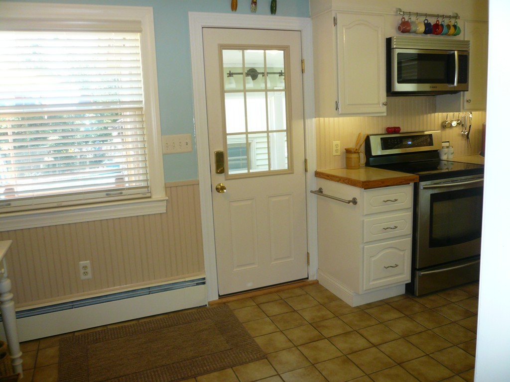 21 Blantyre Road Malden, MA 02148 - Photo 5 of 30 Gallery Image 5