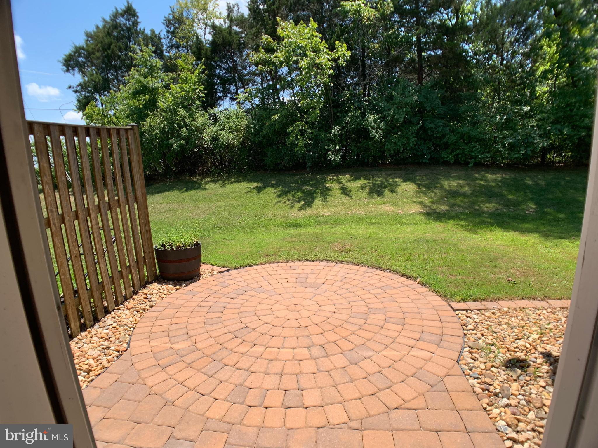 43397 Allisons Ridge Terrace Ashburn, VA 20148 - Photo 40 of 42 Patio in rear and backs to trees
